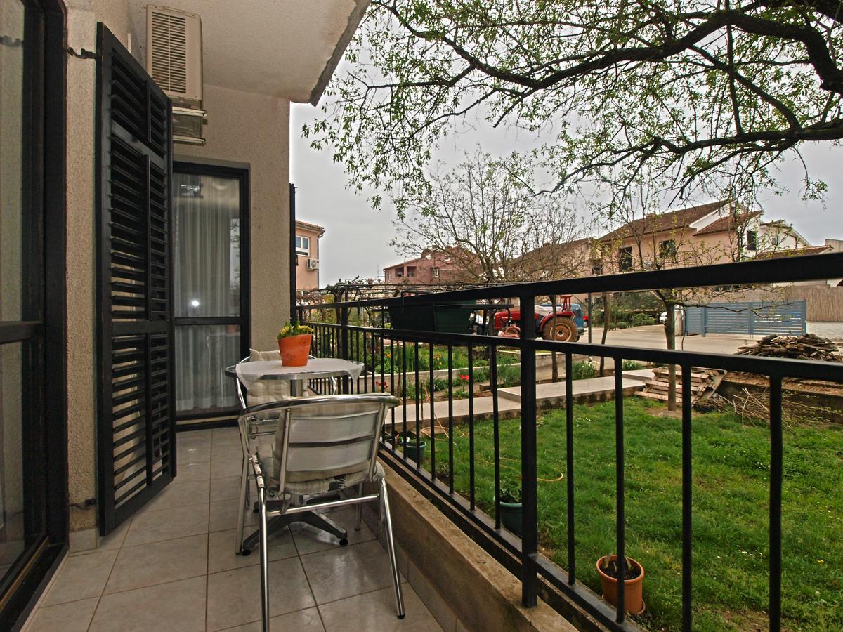 Apartment Dean 1595 Fažana Exteriör bild